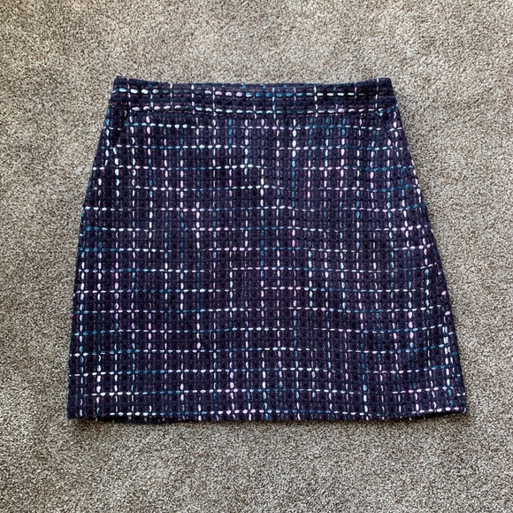 HP ⭐️ NWOT LOFT Tweed Shift Pockets Mini Skirt - Picture 4 of 7